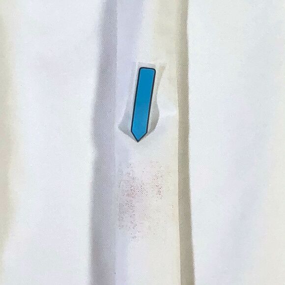 LL Bean Men's Cream Button Down 17.5 Wrinkle Resistant Shirt - Picture 5 of 6